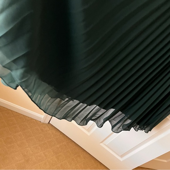 NWT Azazie x Kendall+Kylie Dasha Dress. Size A12. Color Pine (#84). Unaltered. - Picture 14 of 14